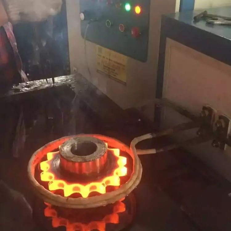 齒輪經(jīng)過電磁感應加熱設備淬火后常出現(xiàn)哪些缺陷？如何預防？