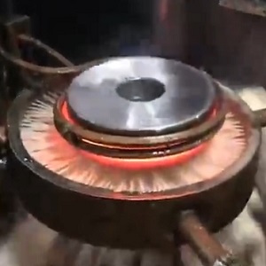 曲軸頸的高頻加熱設(shè)備淬火有幾種工藝方法？優(yōu)點(diǎn)有哪些？