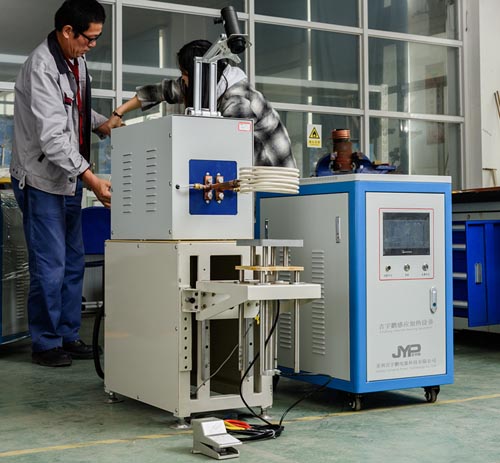 中頻電磁感應(yīng)加熱設(shè)備通用型ZP-160(圖1) 中頻電磁感應(yīng)加熱設(shè)備通用型ZP-160(圖2)